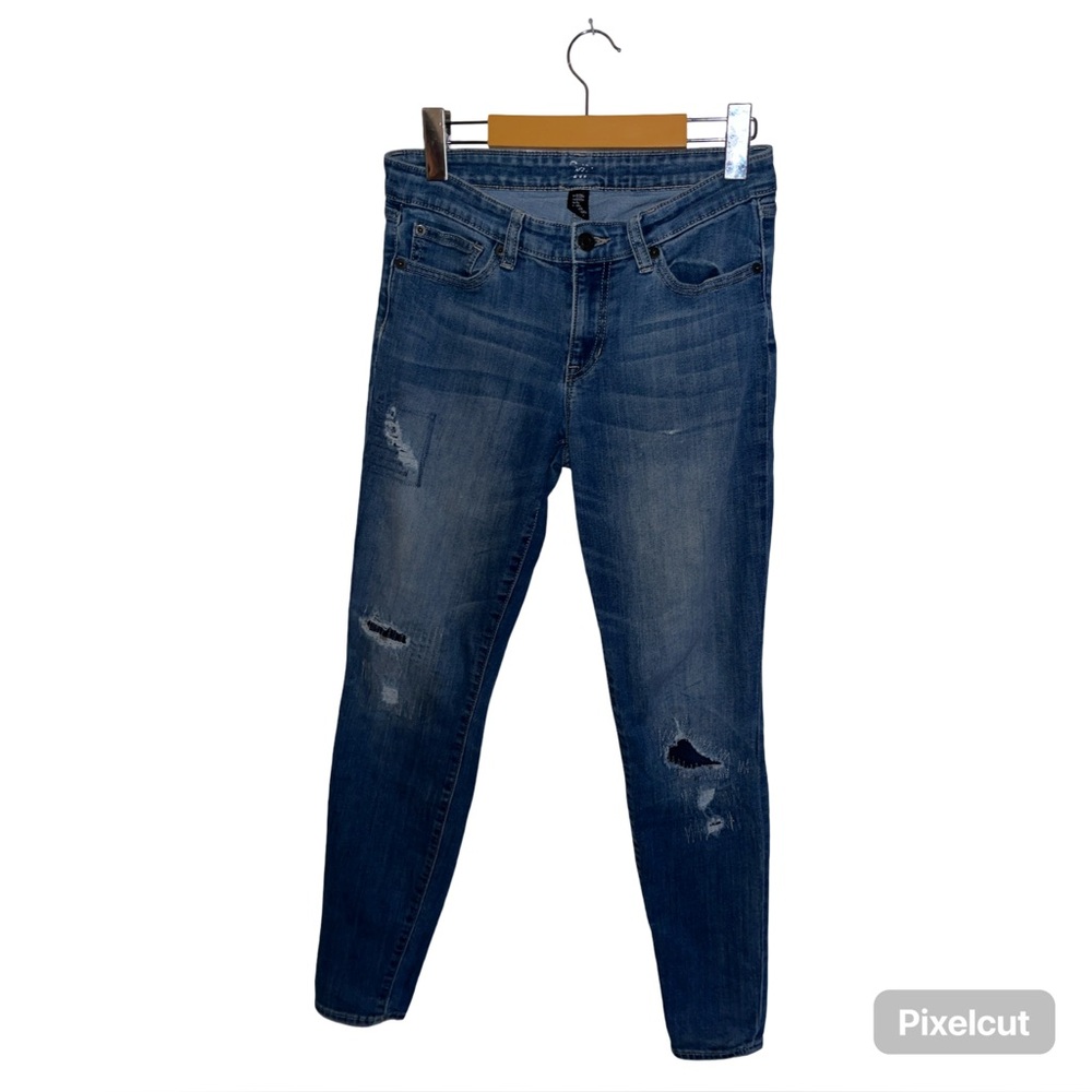 GAP Women's Blue Distressed Skinny Jeans